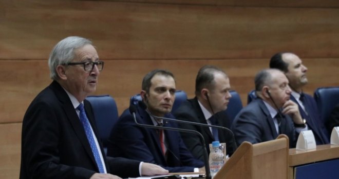 Juncker u Sarajevu: Budućnost BiH je u Evropskoj uniji!