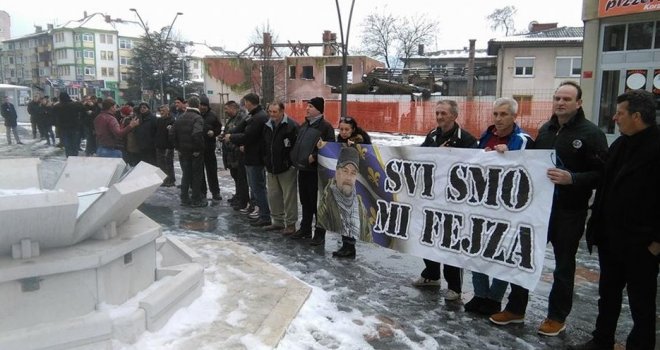 Demobilisani borci nakratko blokirali saobraćajnice u Srebreniku i Bugojnu, za sutra najavljeni novi protesti