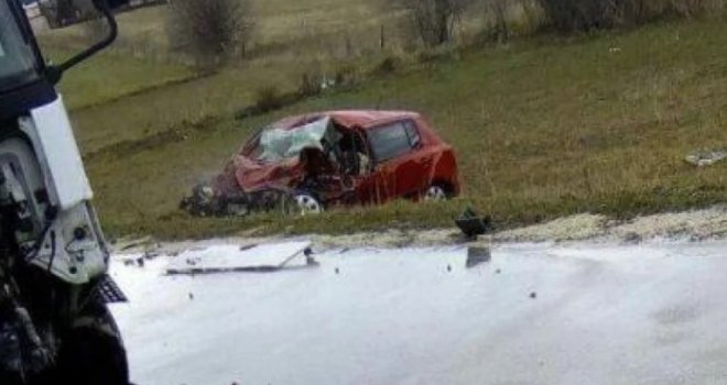 Nova teška nesreća kod Livna: Jedna osoba poginula u sudaru s kamionom