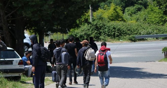 Izbjeglički centar Salakovac od petka napustilo 70 migranata, odlaze prema Hrvatskoj, ali dosta njih bi ostalo u BiH
