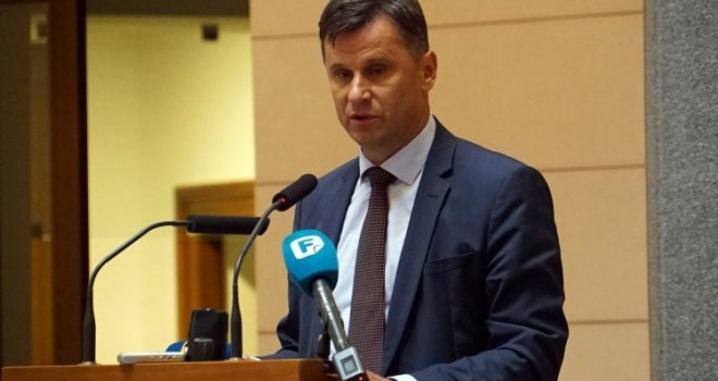 Fadil Novalić odgovara: Hoće li Aluminij, nakon svega, biti zatvoren?! Hoće li i dalje biti federalni premijer?