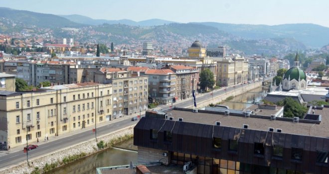 U Sarajevu sve moguće: SDA i dalje vodeća za Skupštinu KS, ali ostale stranke bi koalicijom mogle formirati vlast 