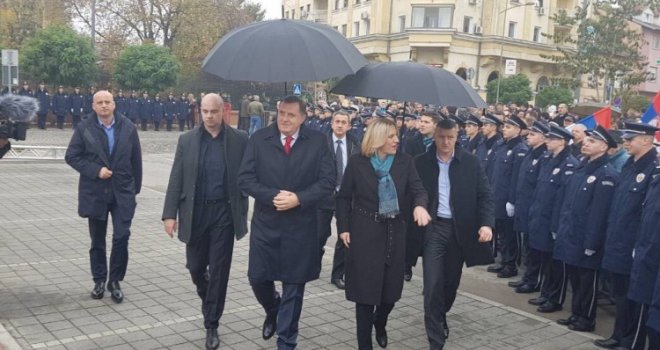 Na Dan drÅ¾avnosti Dodik u Novom Sadu: Prisustvovao otkrivanju spomenika kralju Petru Prvom KaraÄorÄeviÄu 