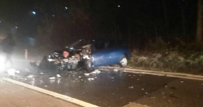 Zbog saobraćajne nesreće obustavljen saobraćaj Sarajevo-Vogošća, više povrijeđenih