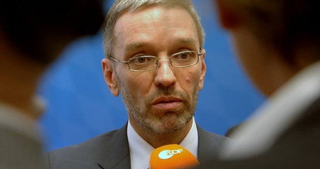 Hofer: Svi ministri FPÖ-a podnose ostavke ako ministar Kickl bude smijenjen