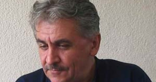 Preminuo Mustafa Smajlović, pisac, književni kritičar i publicista