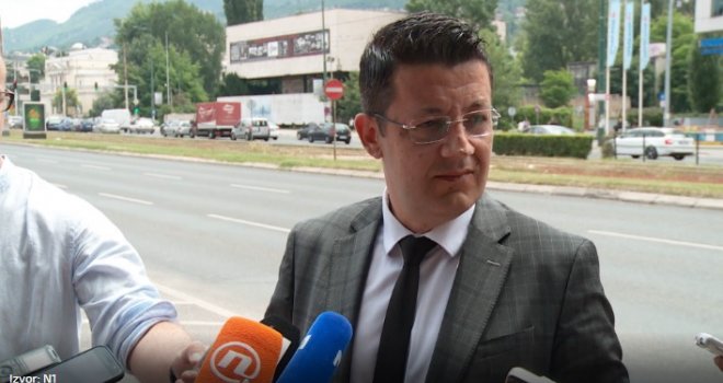 Čampara začuđen reakcijom OHR-a: Zar je Inzko zaboravio da je BiH u UN primljena kao Republika Bosna i Hercegovina?! 