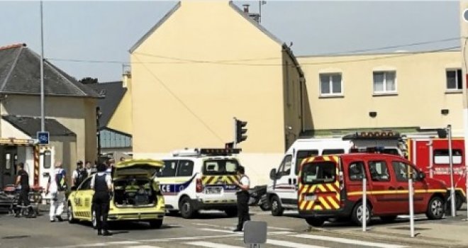 Epilog pohoda: Napadač na džamiju pobjegao autom pa izvršio samoubistvo, dvoje hospitaliziranih