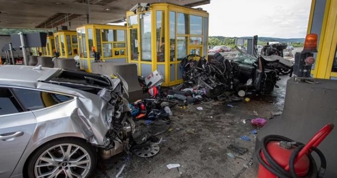 Stravična nesreća u Hrvatskoj: Roditelji i dijete u komi, čekali su na naplatnim kućicama kad je na njih naletio BMW