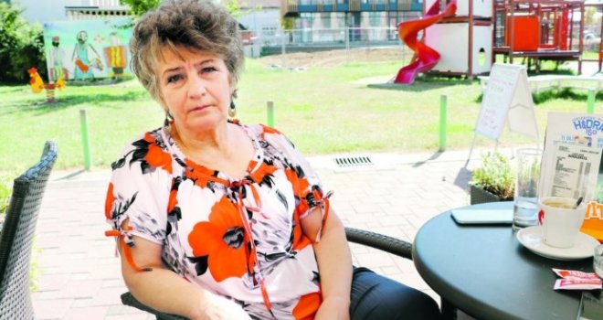 Majka iz Hrvatske odlučila se javno 'preko novina' odreći svoje kćerke: 'Izbacila me iz kuće, ogovara gdje stigne...'