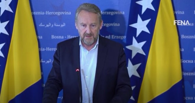 Izetbegović: Ne vjerujem da će Čović ići u eksperiment s Trojkom, ide se ka koaliciji SDA-HDZ