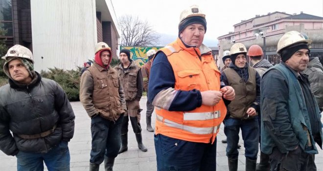 Zenički rudari prekinuli radnički neposluh, Rudniku uplaćen novac za isplatu plaća