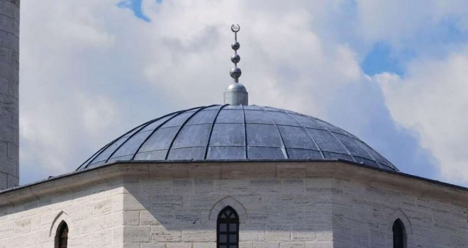 Banjalučka ljepotica Arnaudija džamija danas spremna otvoriti vrata vjernicima i putnicima namjernicima