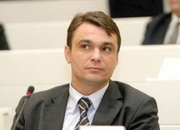 sadik-ahmetovic