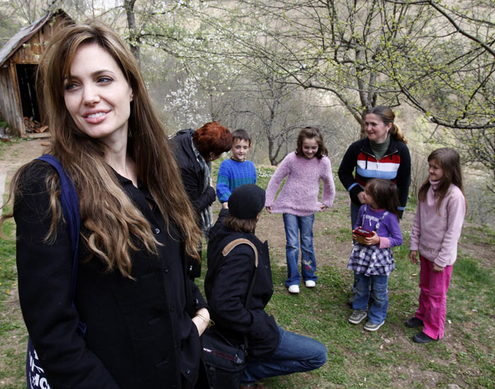 angelina-unhcr11
