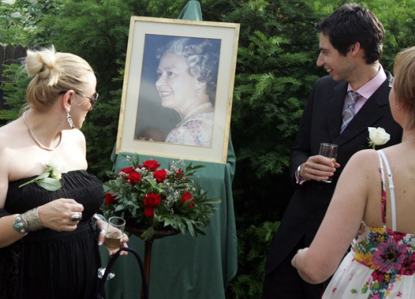 Obilježen 84. rođendan britanske kraljice / foto: DEPO Obilježen 84. rođendan britanske kraljice / foto: DEPO