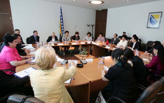 Chen Zhilli sa Kolegijumom oba doma PS BiH / foto: DEPO Chen Zhilli sa Kolegijumom oba doma PS BiH / foto: DEPO