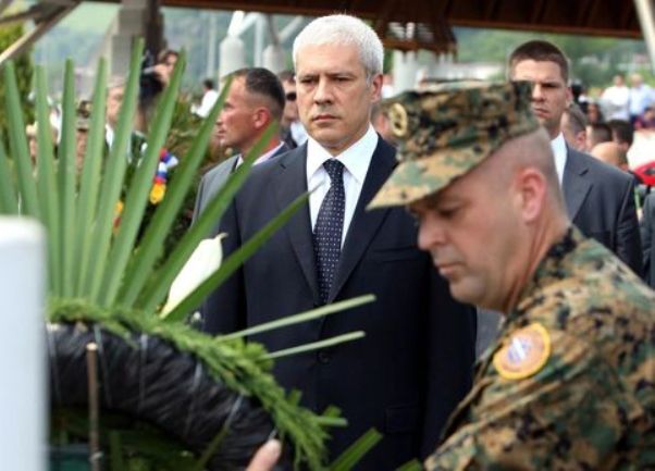 tadic u srebrenici