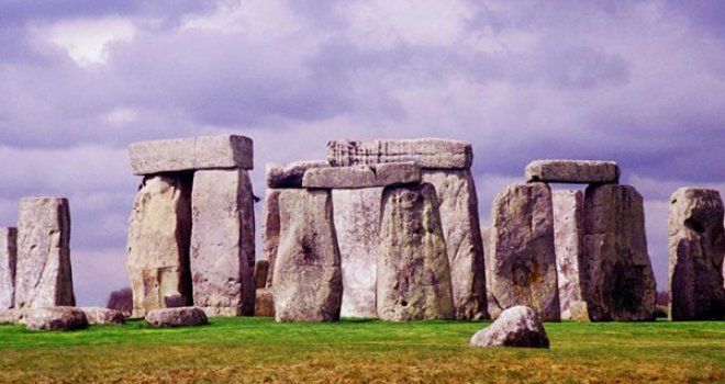 Nova zapanjujuća teorija: Stonehenge je bio 'drevna Meka na stubovima'