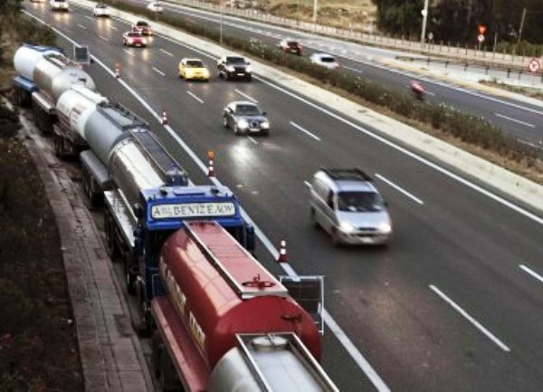 Grčka - štrajk kamiondžija / foto: afp Grčka - štrajk kamiondžija / foto: afp