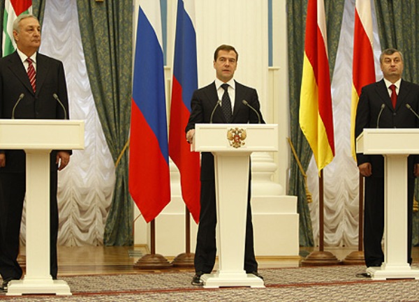 Medvedev sa predsjednicima Abhazije i Južne Osetije
