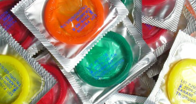 Četiri najčešće spolne bolesti kojima se možete zaraziti i uz kondom