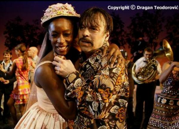 opera-dom za vešanje opera-dom za vešanje