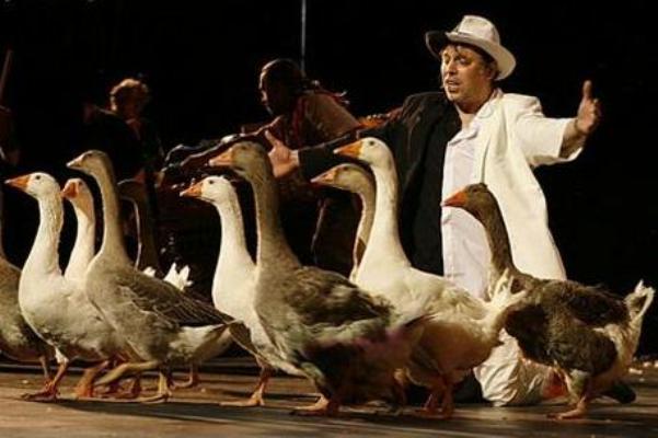 opera-dom za vešanje opera-dom za vešanje