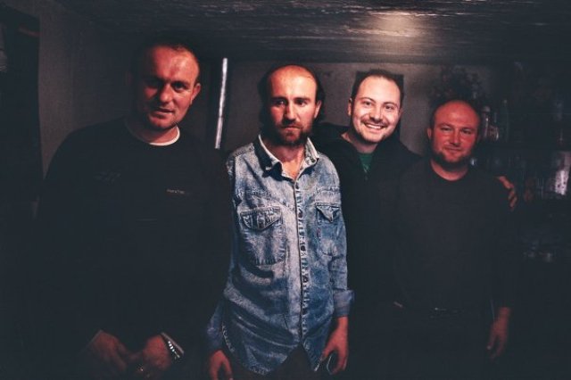 Selo bez žena/Srđan Šarenac