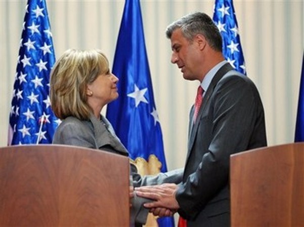 Hillary Clinton i Hashim Thaci - Kosovo