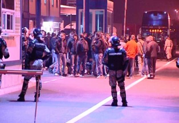 navijaci-granica navijaci-granica