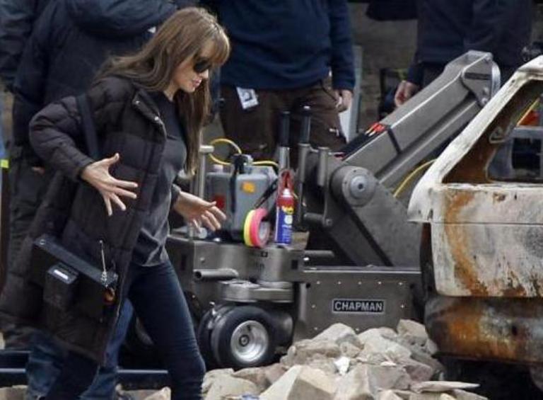 angelina-set5