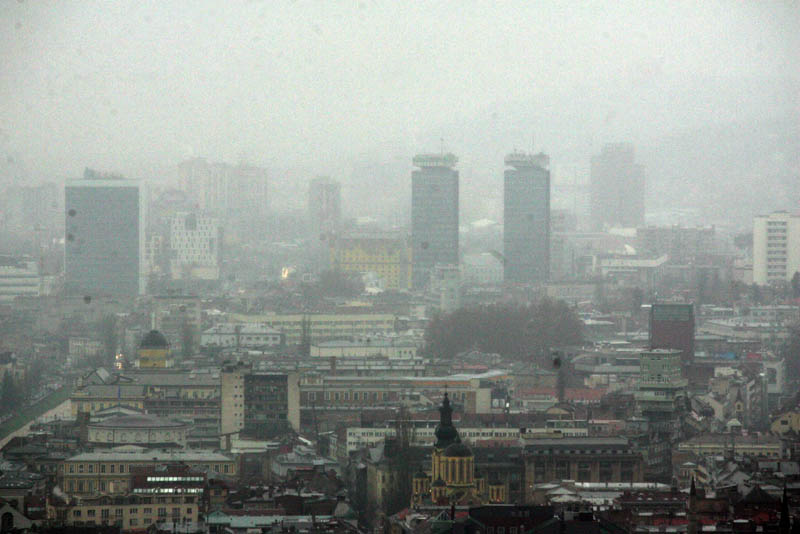 Sarajevo u smogu i magli/ Foto: DEPO