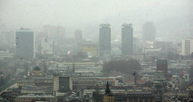 Izbjegavajte boravak na otvorenom: Već dvije sedmice zagađen zrak u većim bh. gradovima