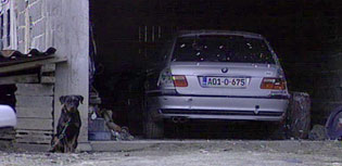 Dvorište Enesa Zekovića nakon eksplozija