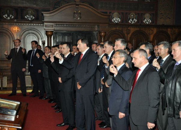 dodik crkva