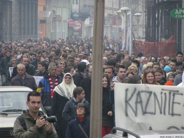 Protesti u Tuzli; FOTO: slobodnaevropa.org