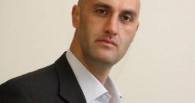 Muhamed Velić:  Trebate cinkati i sve one koji vam nude lažne instant karte za dženet, to su psi džehenema