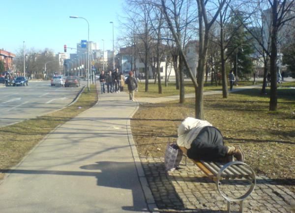 banjaluka-spavač-klupa banjaluka-spavač-klupa