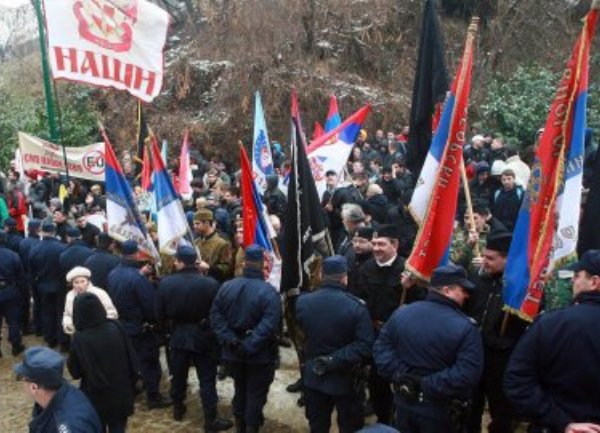 Orašac ekstremisti / foto: Blic