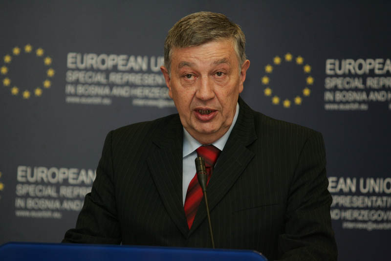 Nebojša Radmanović
