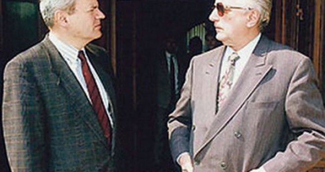 Franjo, ti uzmi Cazin, Kladušu i Bihać, meni ne trebaju: Kako je Mesić otkrio tajni dogovor Tuđmana i Miloševića?