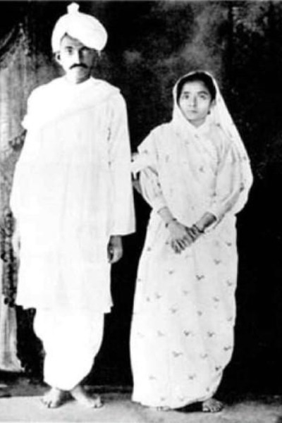 Mahatma Gandhi sa suprugom Mahatma Gandhi sa suprugom