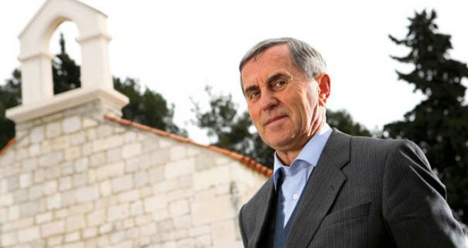 Sveštenik iznio šokantne tvrdnje: MOST je projekat iza kojeg stoje Crkva i Opus Dei