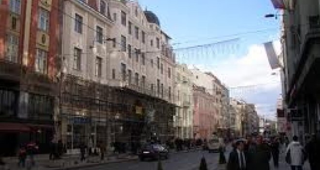 Oružje sijeva na sve strane: Pucalo se i pljačkalo po cijelom Sarajevu, a evo gdje i kad...