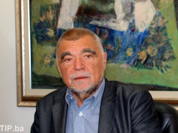 Stjepan Mesić u Tuzli/Foto: Tip.ba