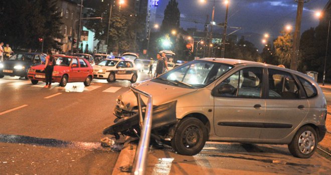 Vozilom udario pješaka na Pofalićima, zadobio frakturu kuka