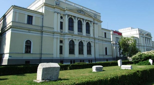 muzej100