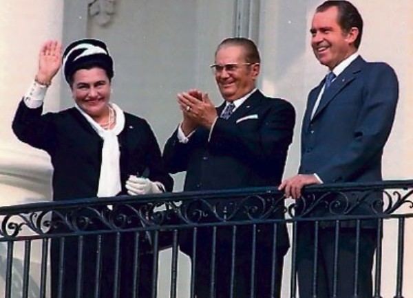 Jovanka i Josip Broz sa Nixonom