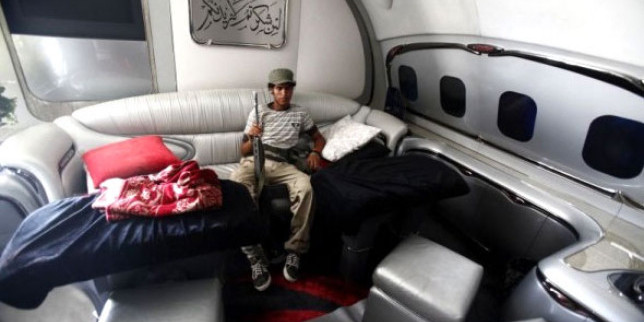 gadafi avion3